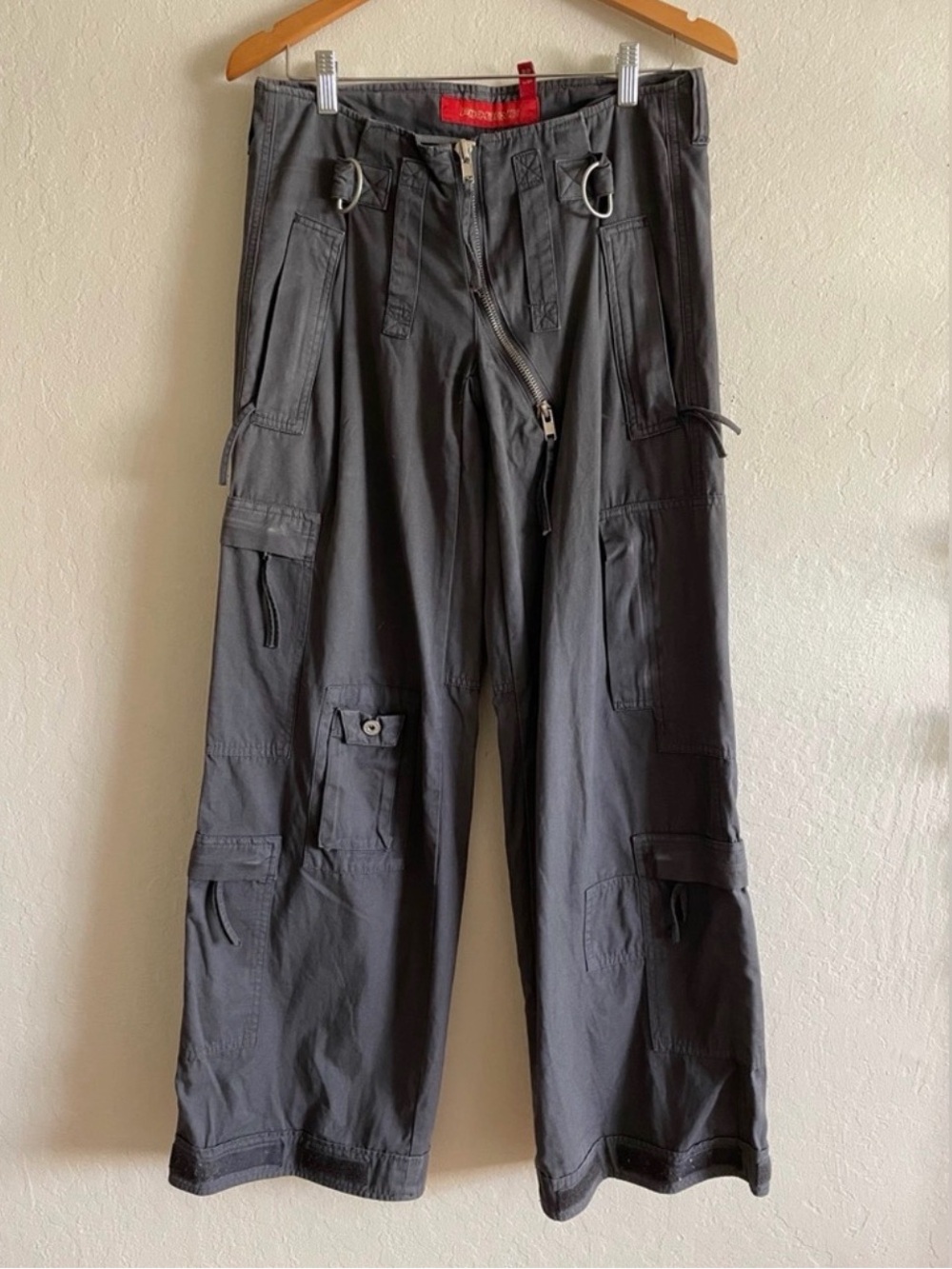 Fishbone Cargo Pants in Dark Gray Small